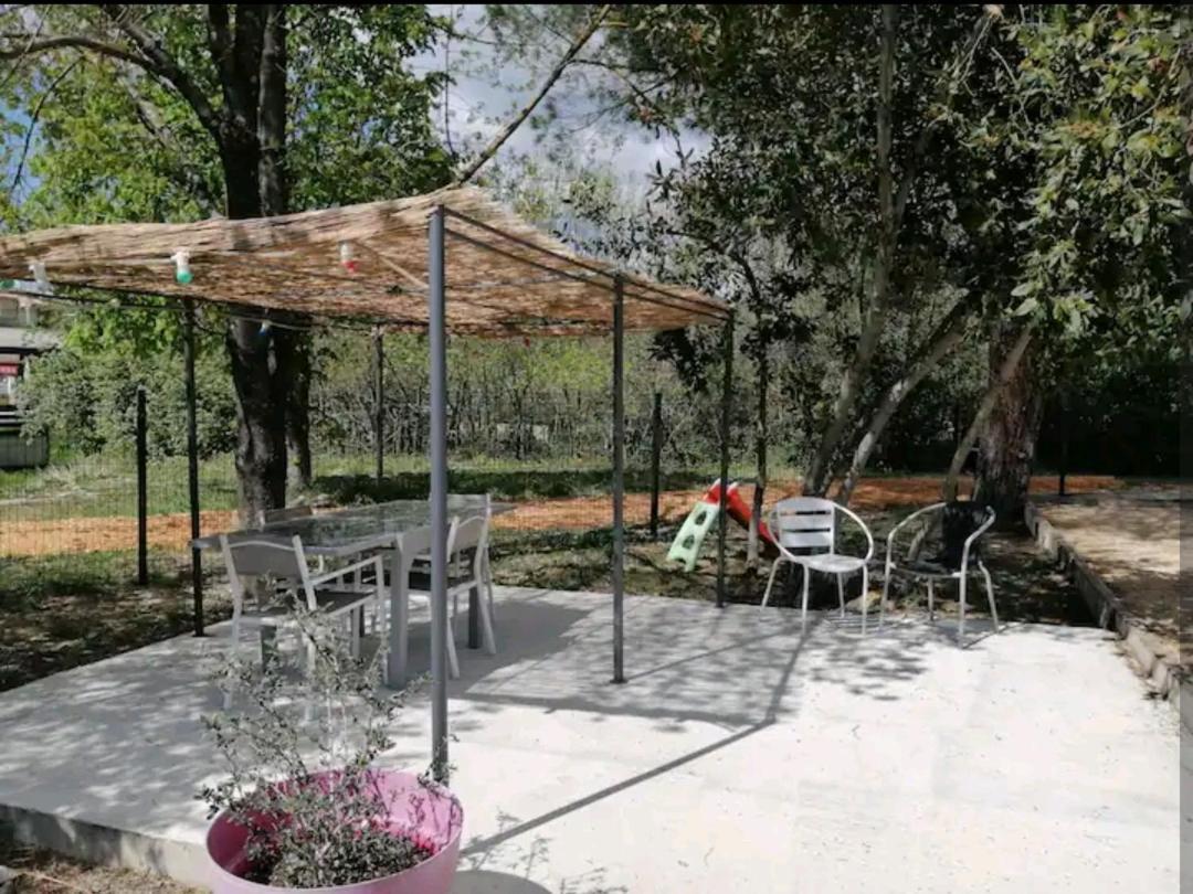 Maison Au Pied Des Cevennes Rousson  Εξωτερικό φωτογραφία